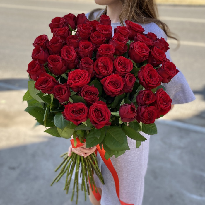 45 красных роз 70 см