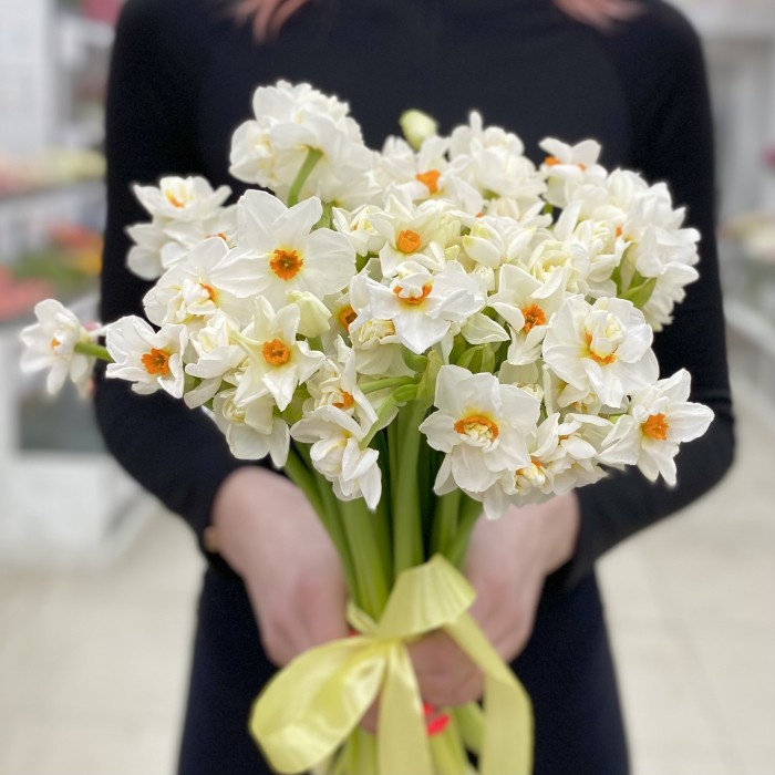 Нарцисс белый кустовой