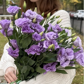 Букеты и Знаки Зодиака: цветочный гороскоп с улыбкой