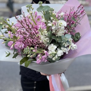 Букет из маттиолы Романтичная весна Букет из маттиолы Романтичная весна
