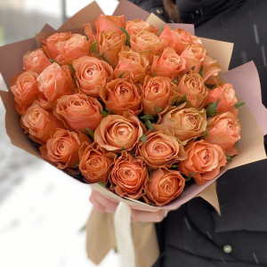 25 пионовидных роз Кахала 60 см