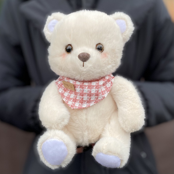 Мишка с розовым шарфиком
