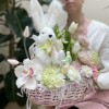 Пасхальная композиция с кроликом