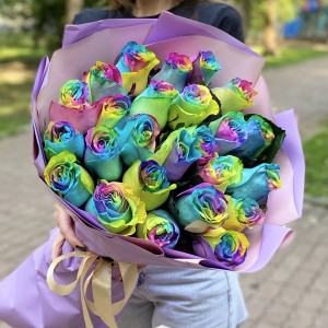 Букет из 25 радужных роз Букет из 25 радужных роз