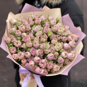 25 кустовых роз Моутаун 40см 25 кустовых роз Моутаун 40см