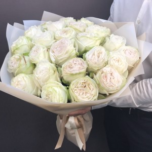 Букет из пионовидных роз White Ohara Букет из пионовидных роз White Ohara