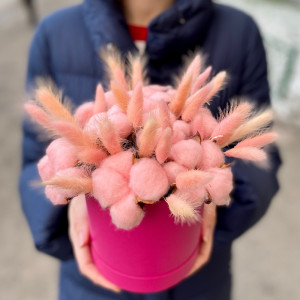 Розовый хлопок в коробке