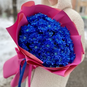 Букет из 11 синих кустовых хризантем Букет из 11 синих кустовых хризантем