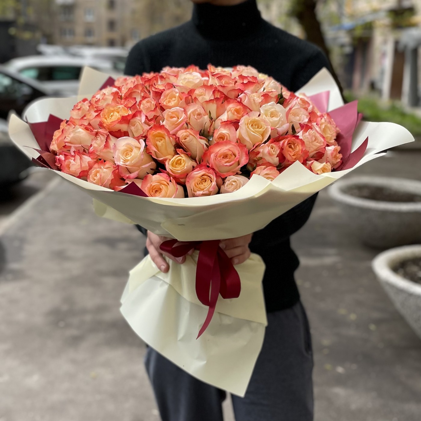 101 роза Кабаре