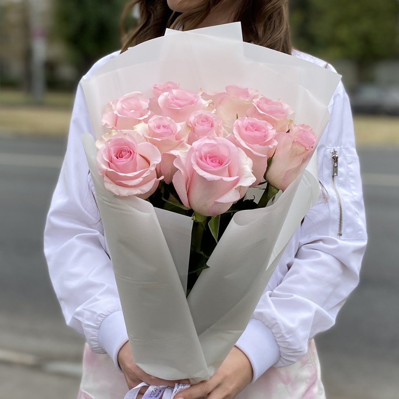 11 розовых роз Новия