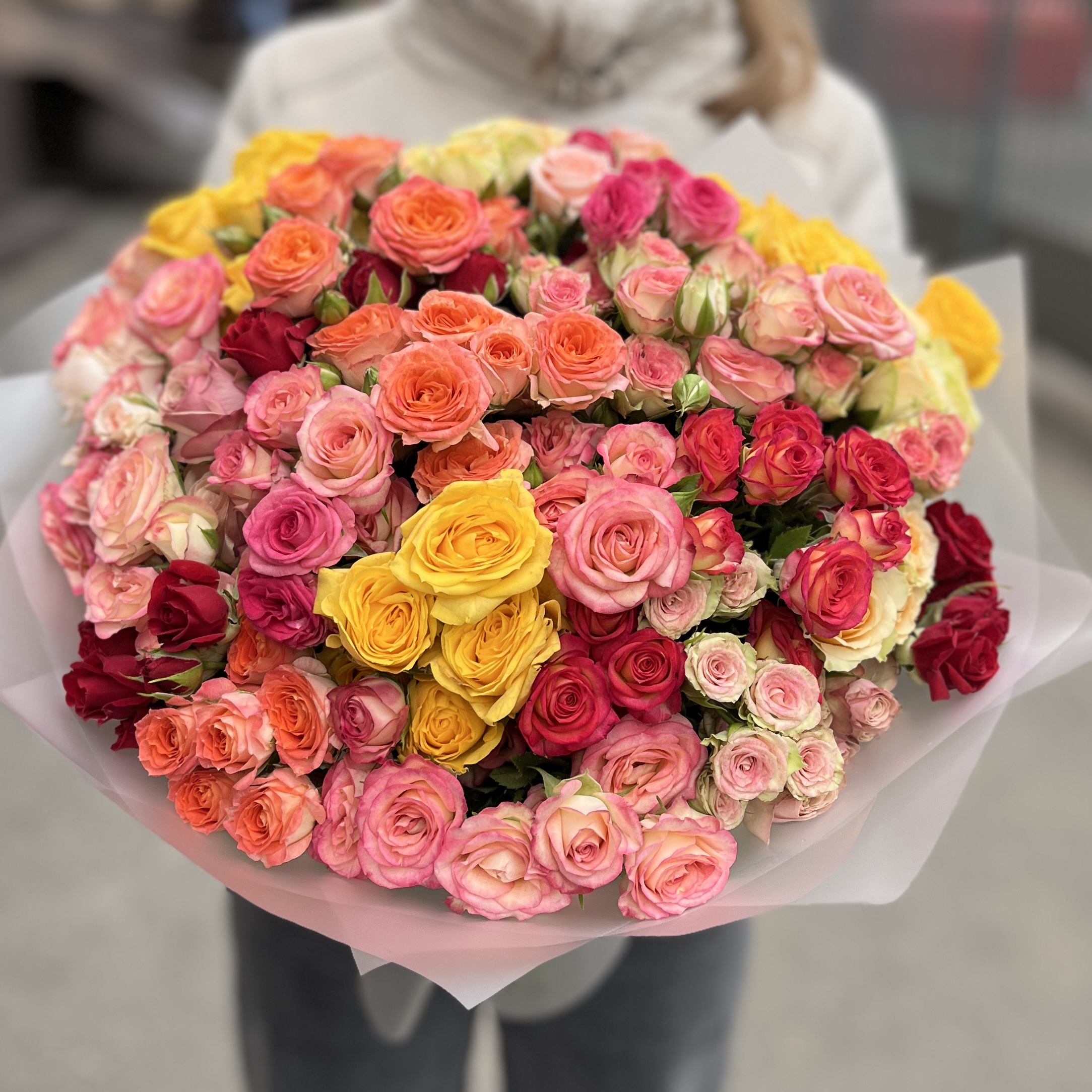 35 кустовых роз MIX