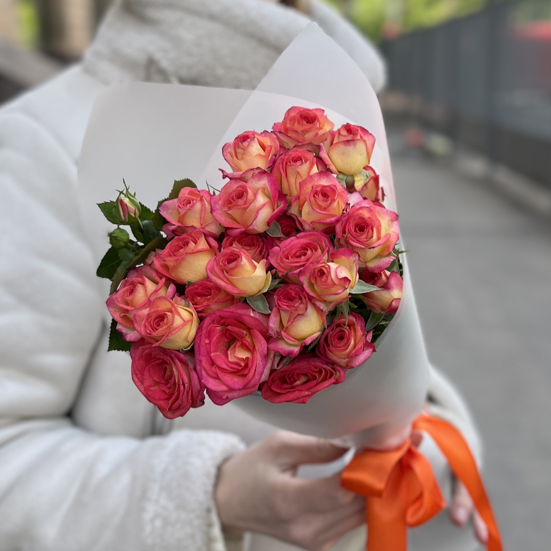 5 кустовых роз Саммер Дэнс