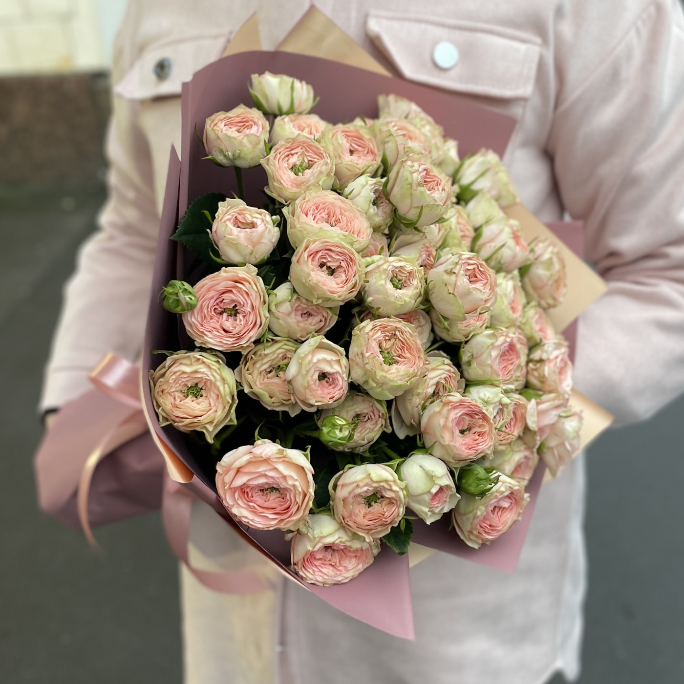 15 пионовидных роз Файнест Кэтти