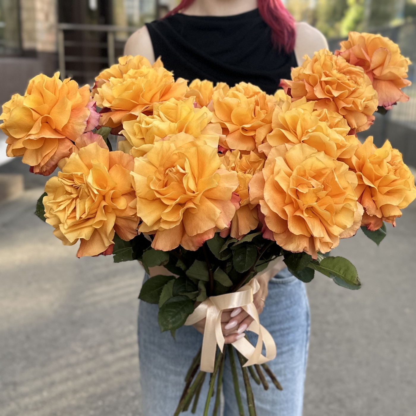 15 пышных роз Фри Спирит