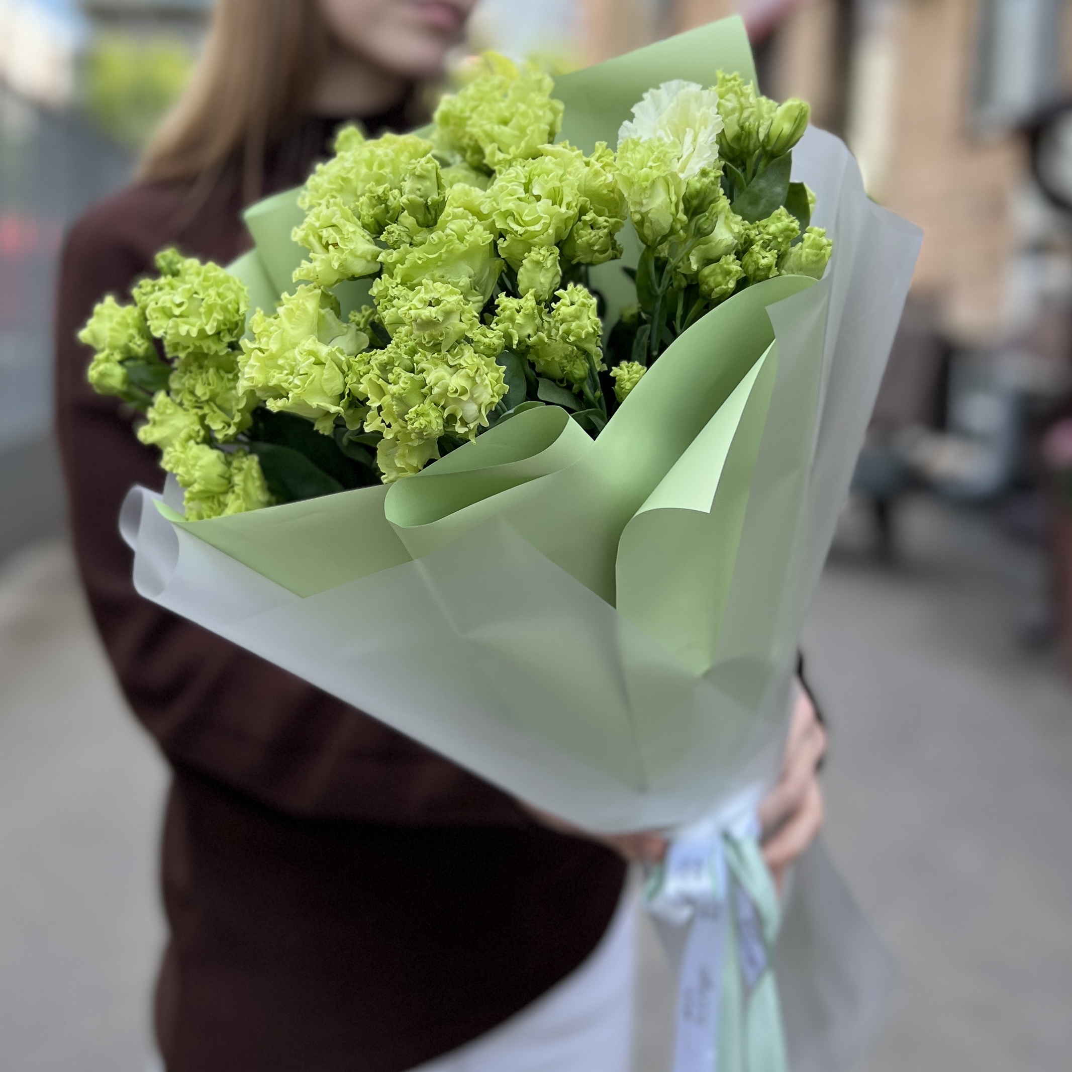 Букет из 11 зеленых эустом