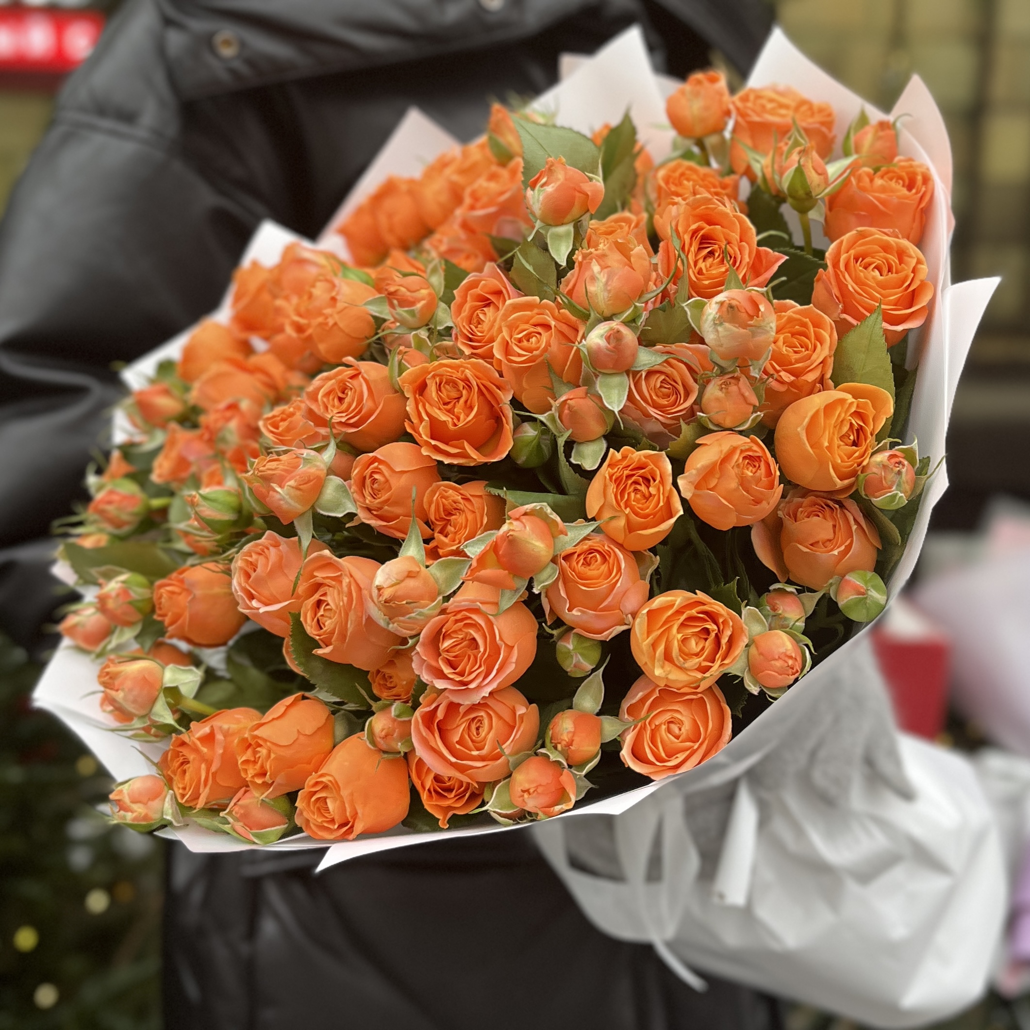 15 кустовых оранжевых роз Коралл Бабл