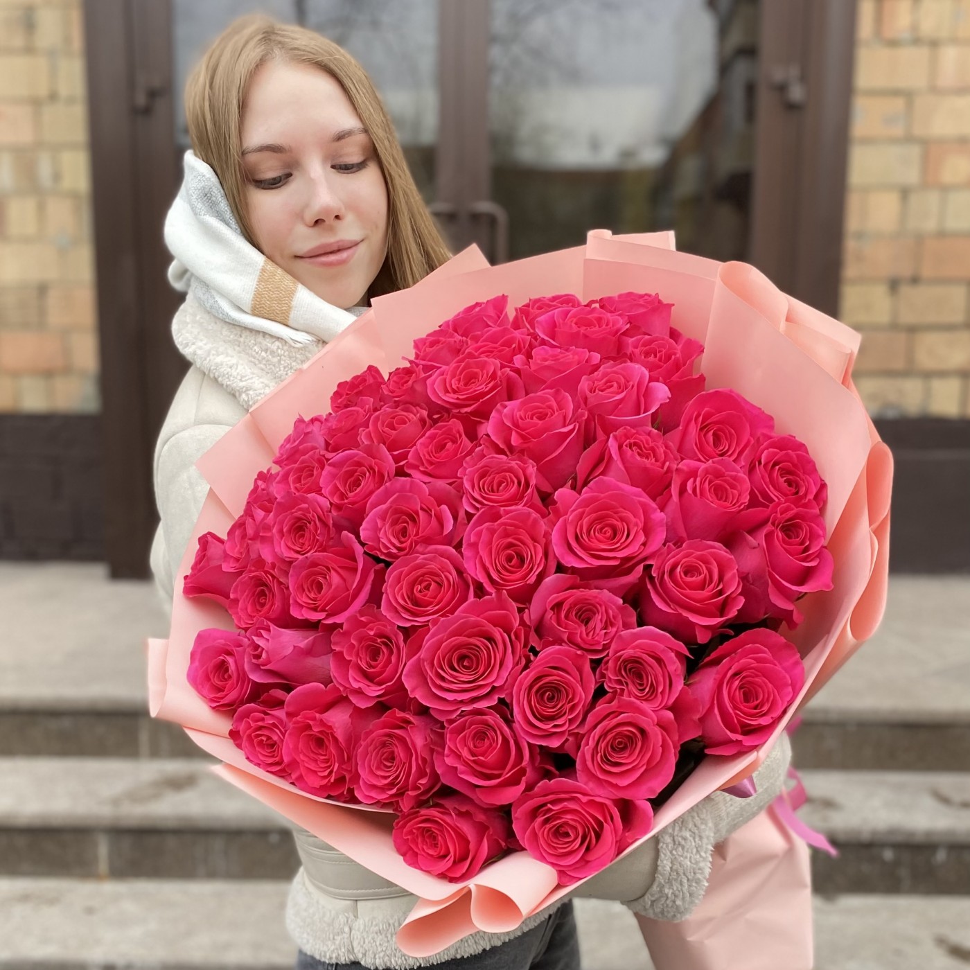 51 розовая роза Пинк Флойд 60 см