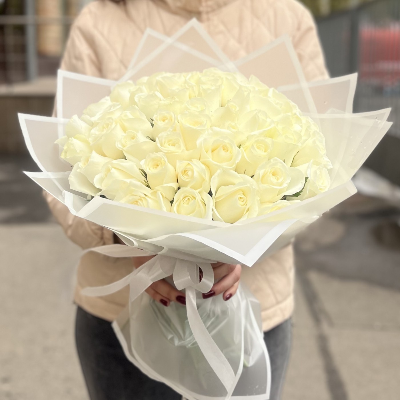 51 белая роза 40 см