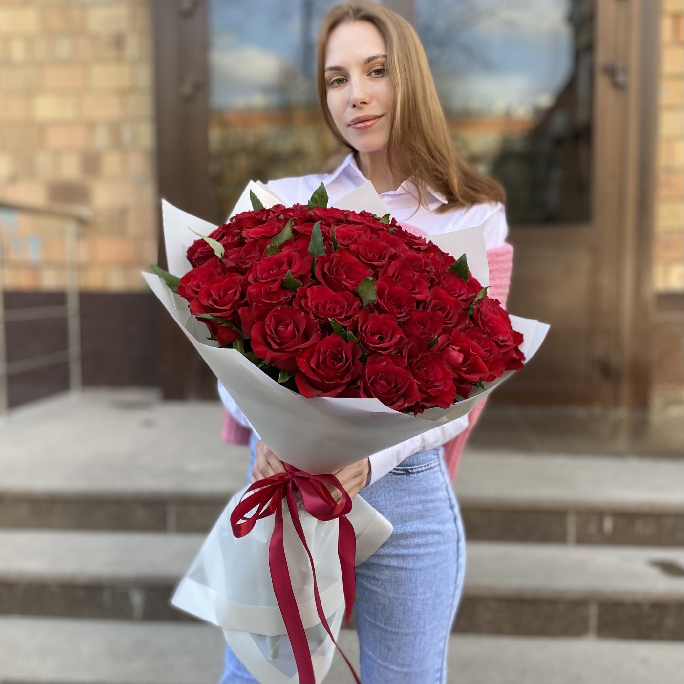 51 красная роза Эвер ред 60 см
