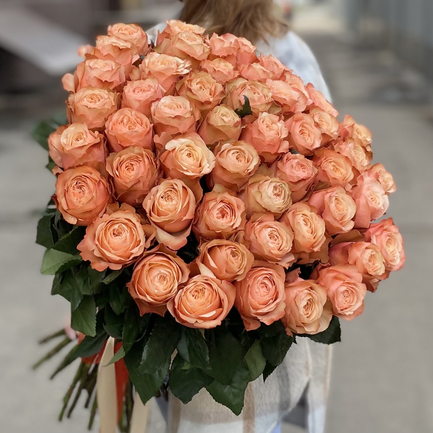 51 пионовидная роза Кахала 60 см