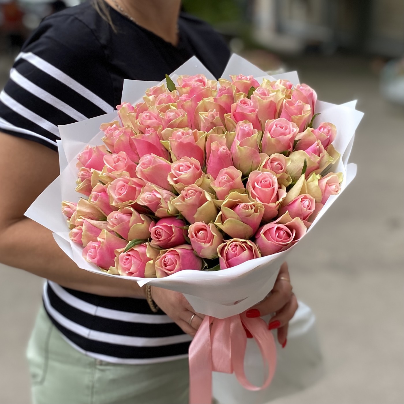 51 роза Белла