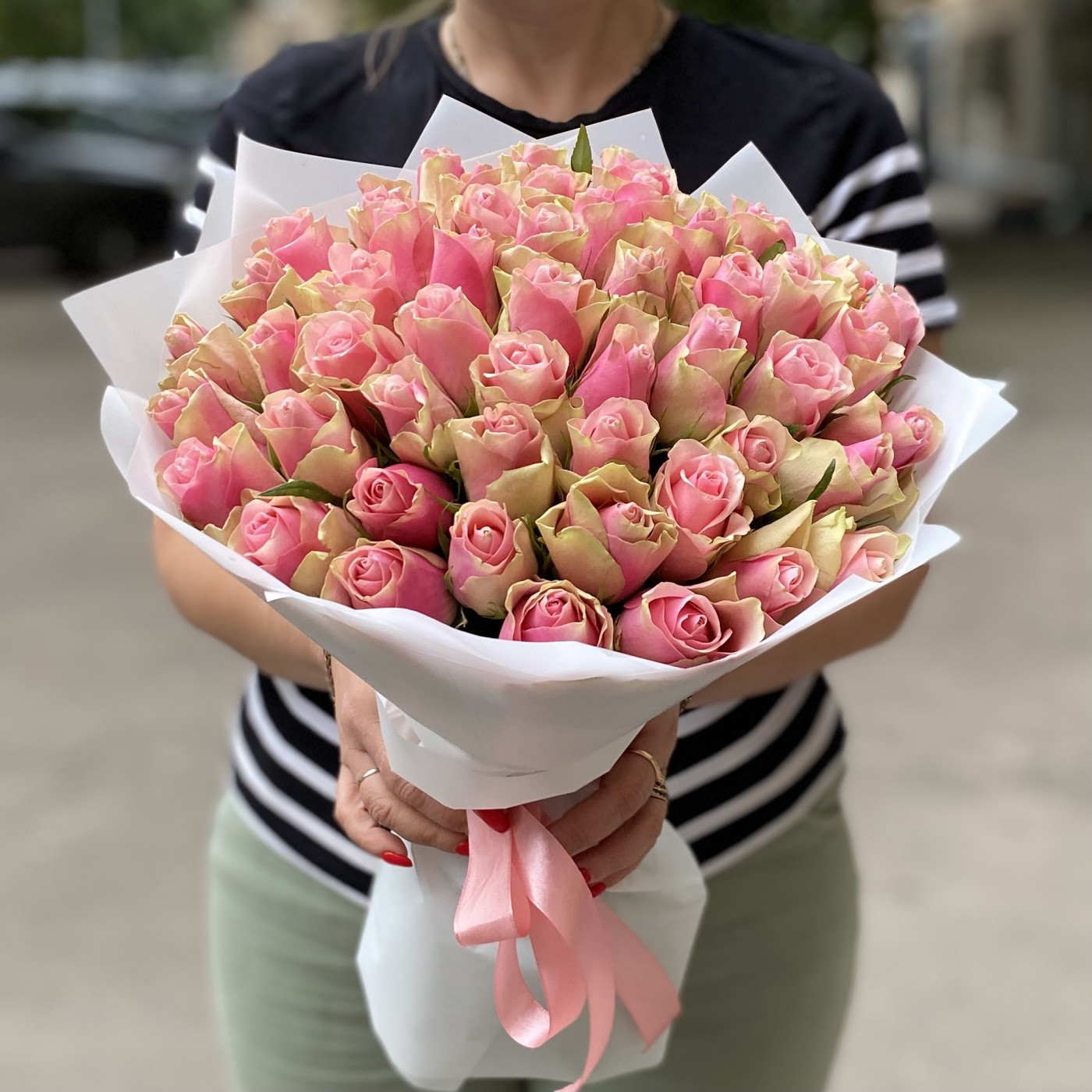 51 роза Белла