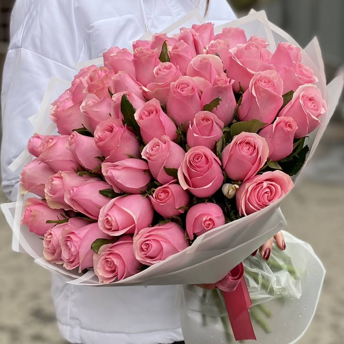 51 розовая роза Селеб 40 см