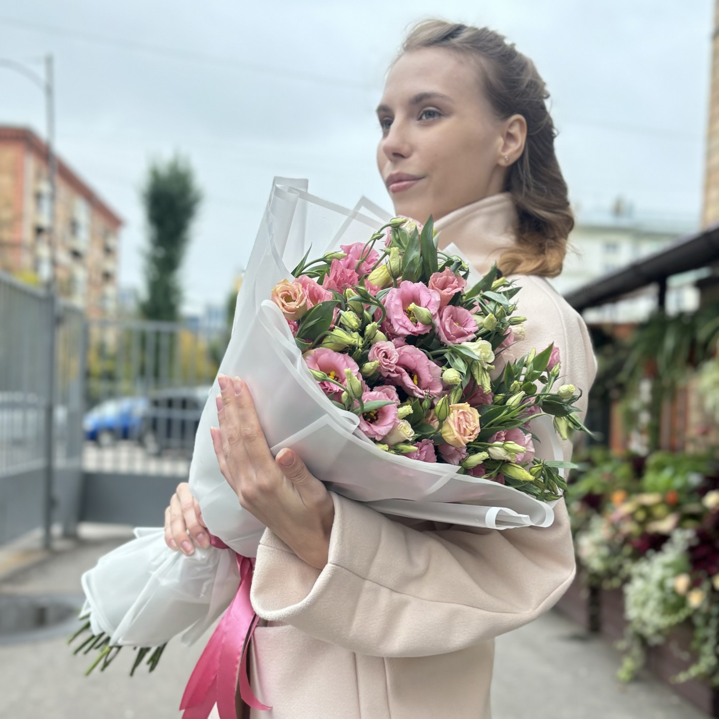 Букет из 35 розовых эустом