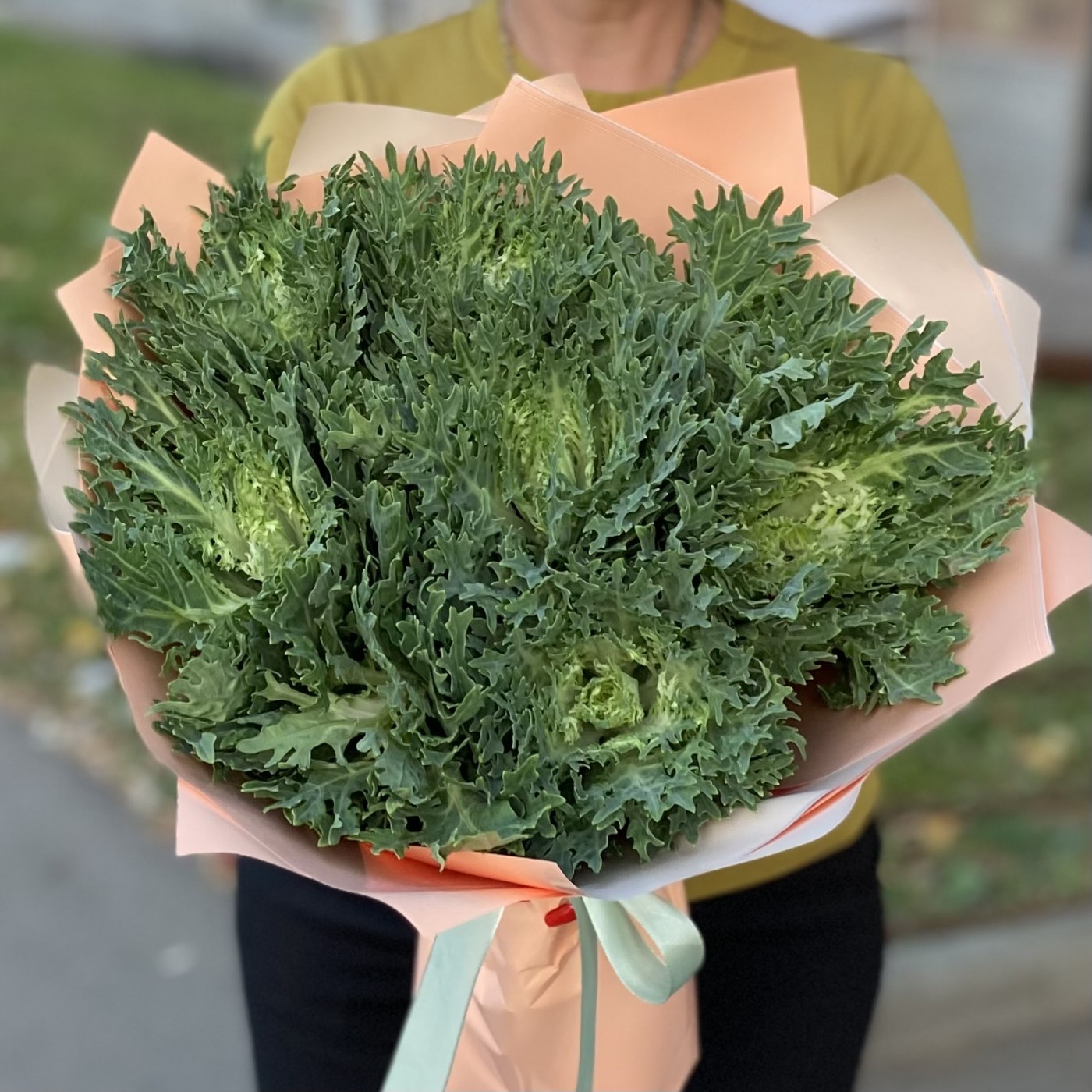 Букет из брассики Крайн Кинг