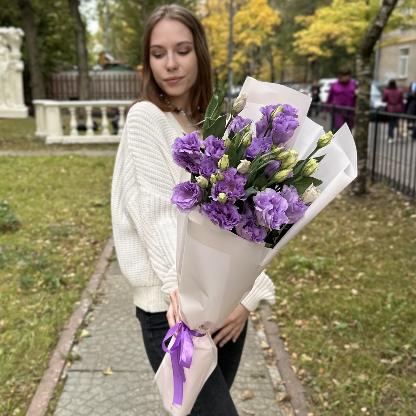 Букет из нежных лавандовых эустом