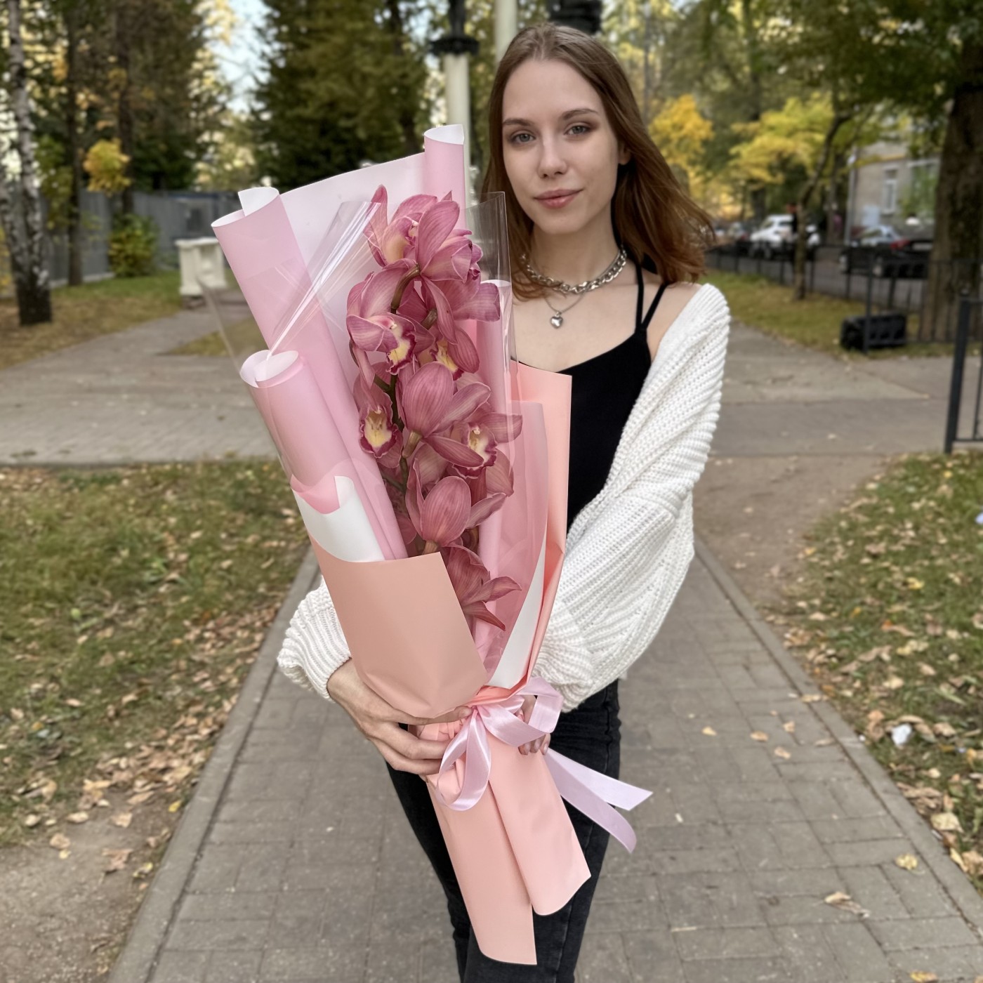 Букет из розовых орхидей