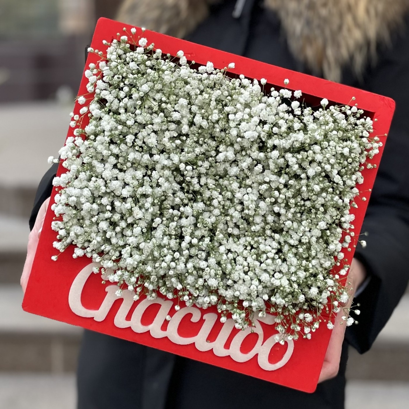 Гипсофила  в красной коробке Спасибо