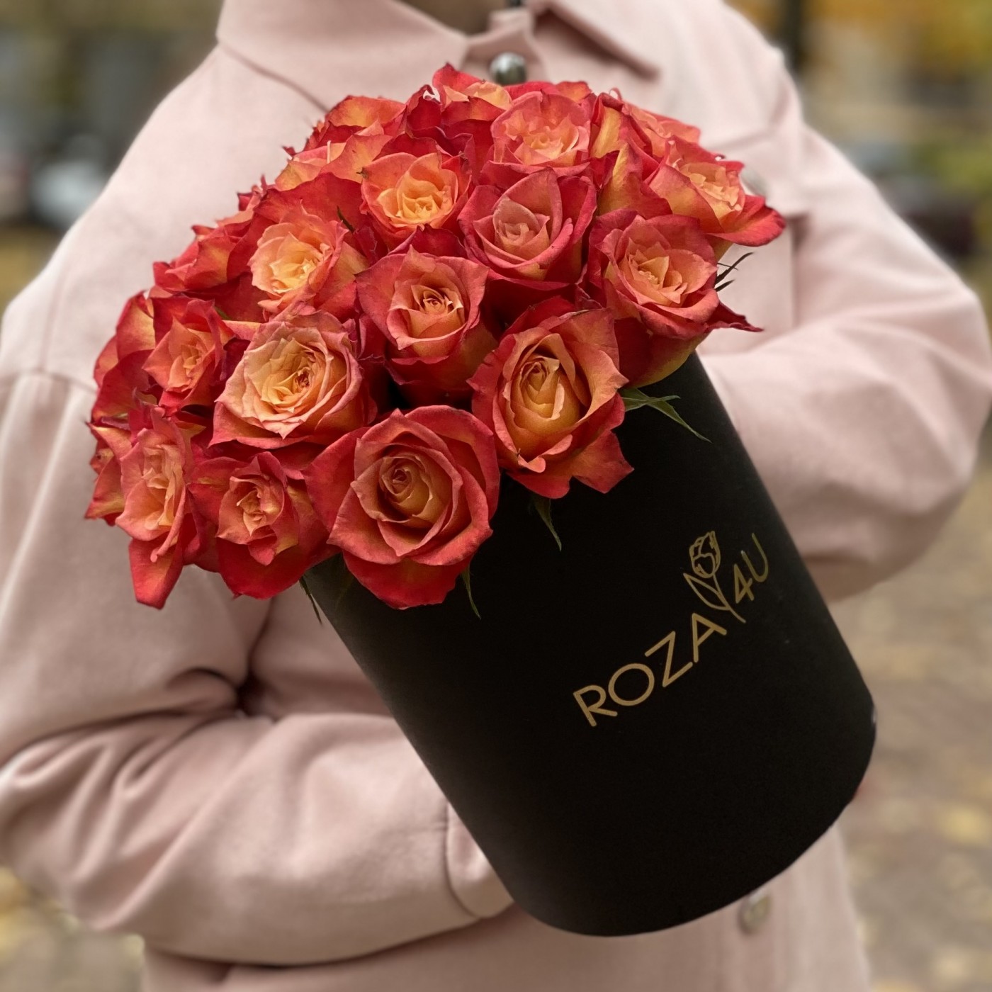 25 роз Лампион в коробке