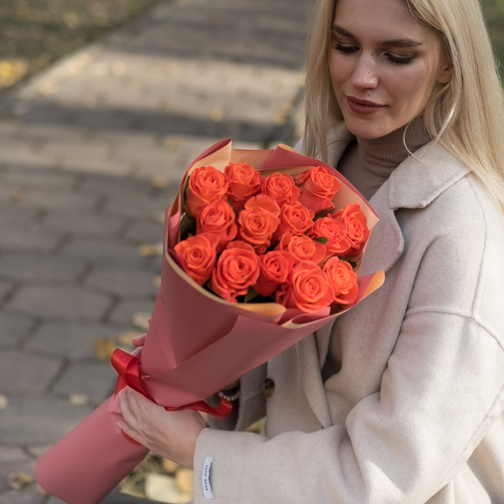 15 оранжевых роз Wow