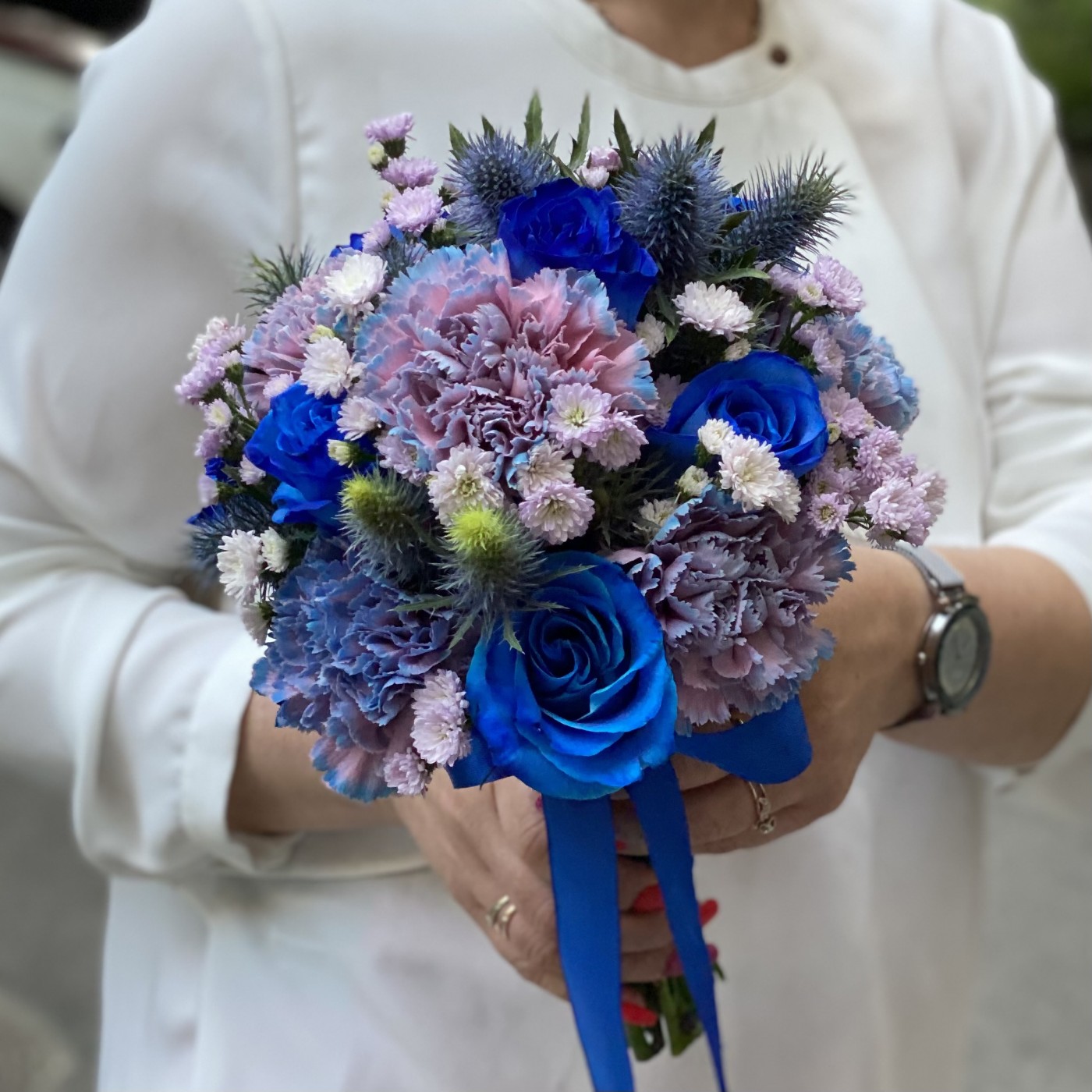 Букет невесты с синими розами