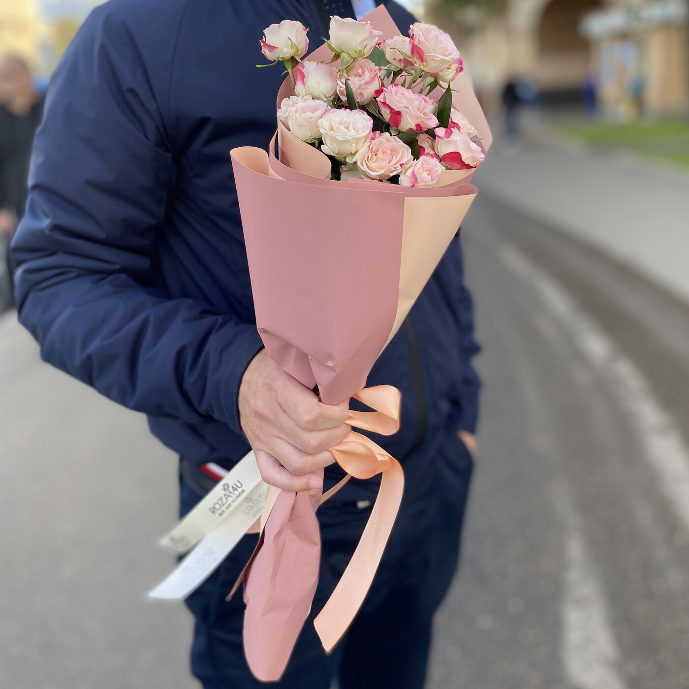 Комплимент из кустовых роз Рефлекс