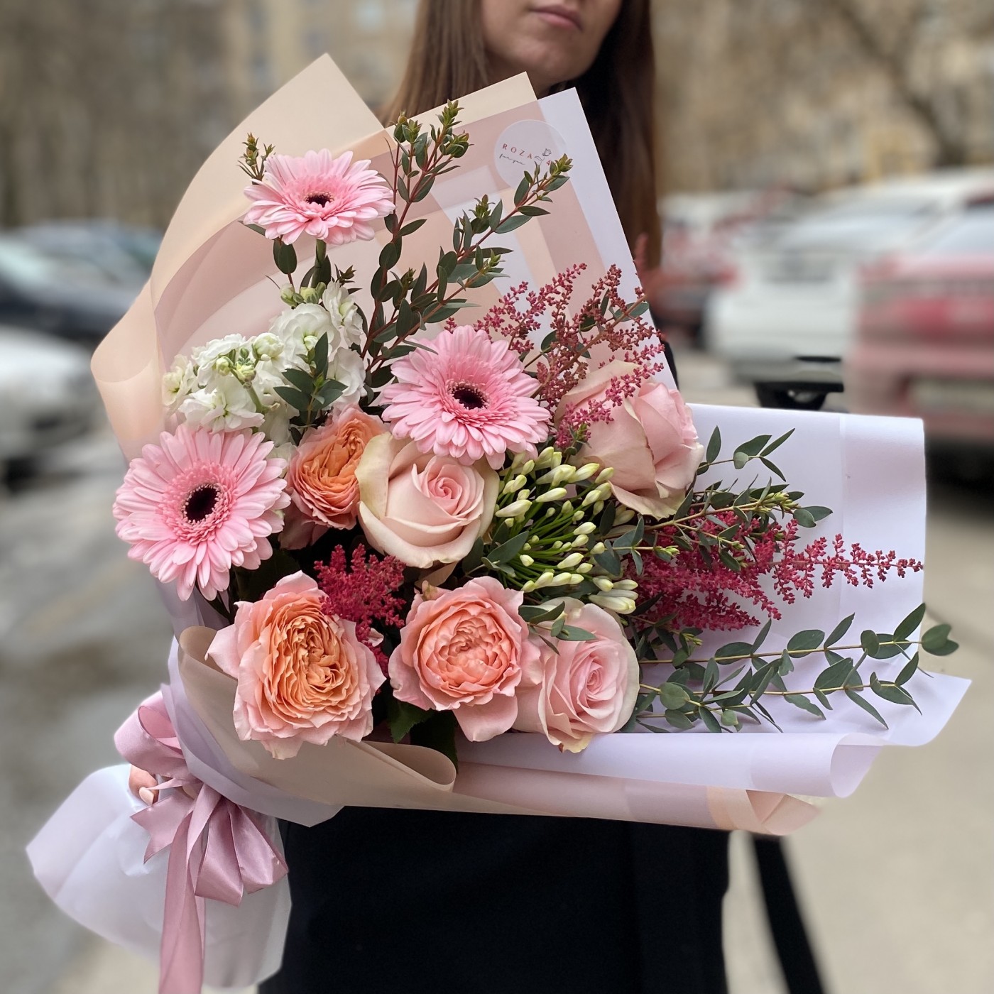 Авторский букет Клубничное безе