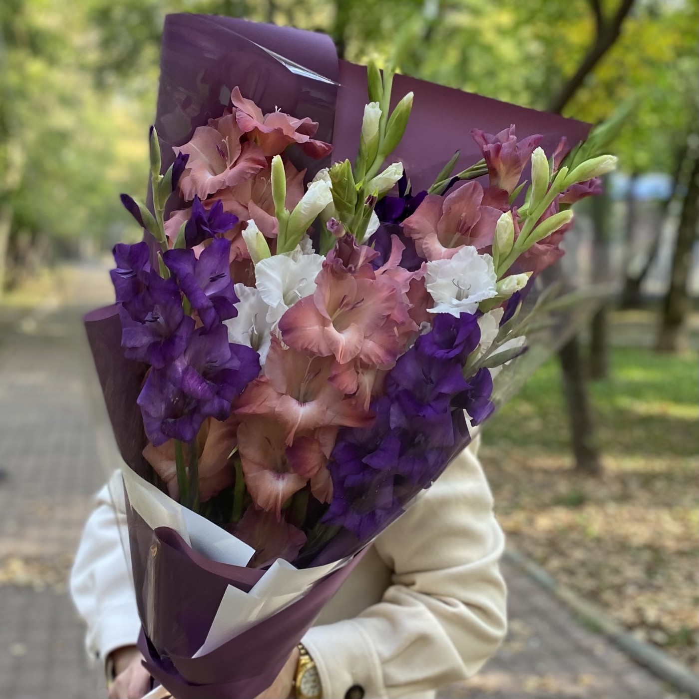 9 гладиолусов Осенний микс