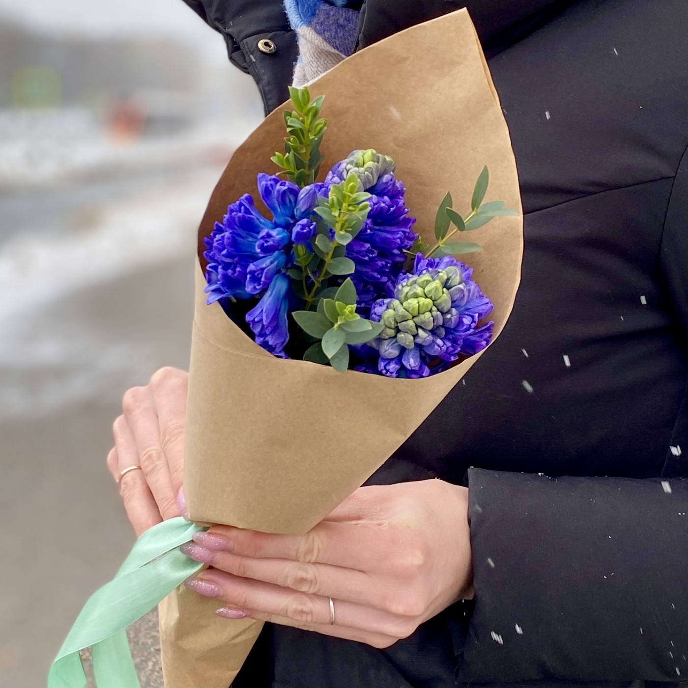 Букет из синих гиацинтов