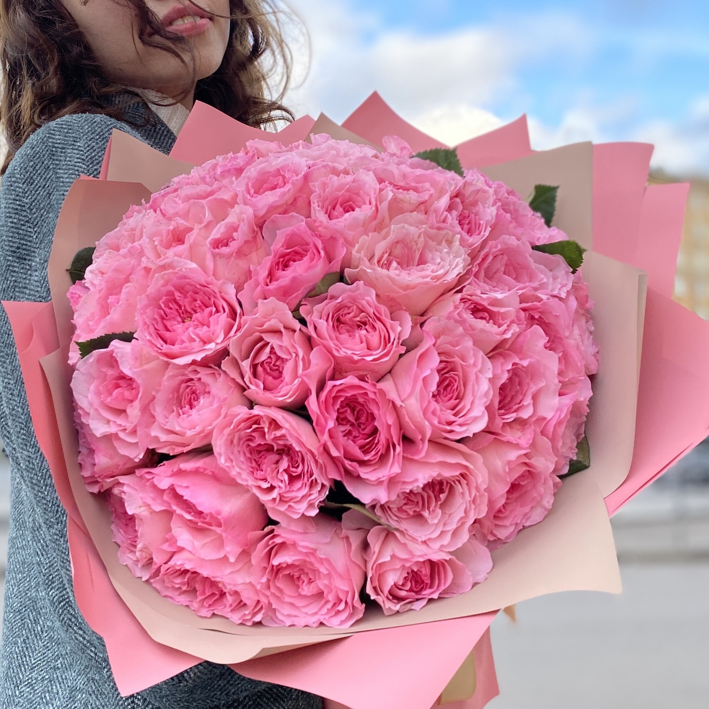 51 пионовидная розовая роза Mayra’s Pink