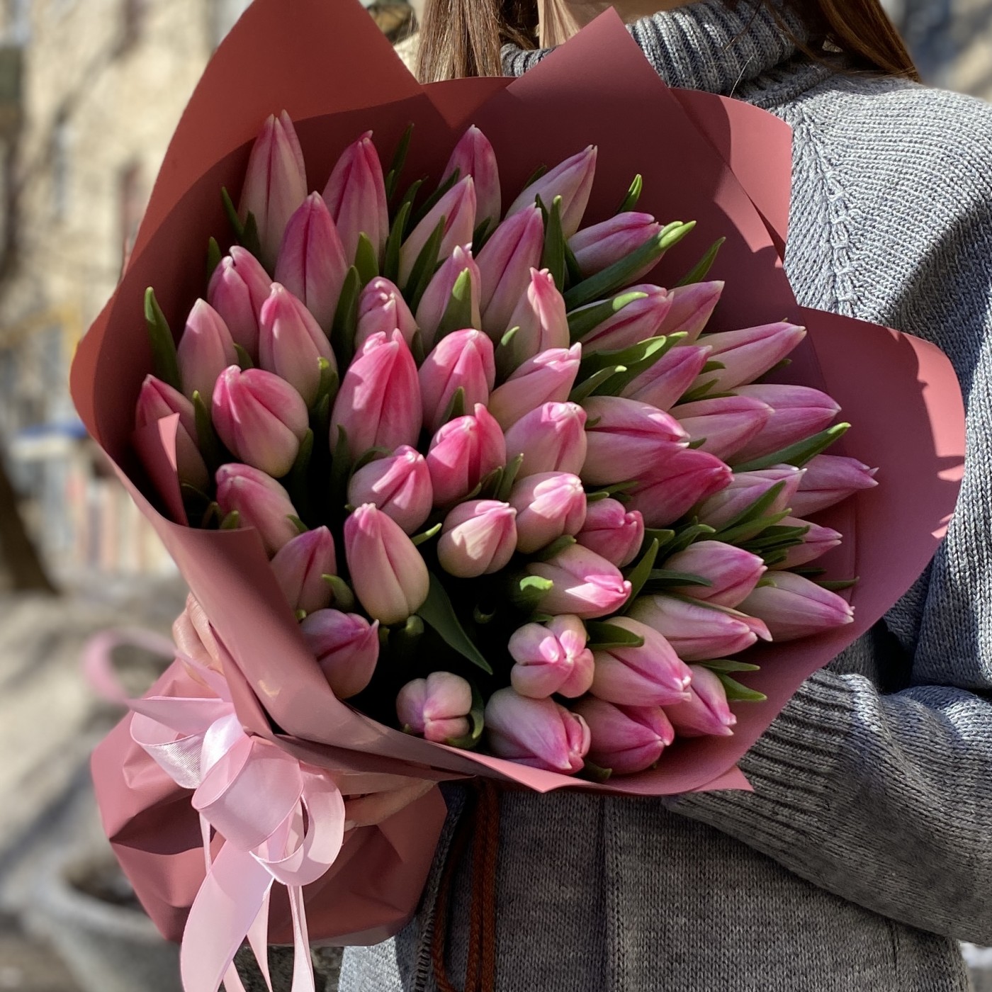 51 нежно-розовый тюльпан