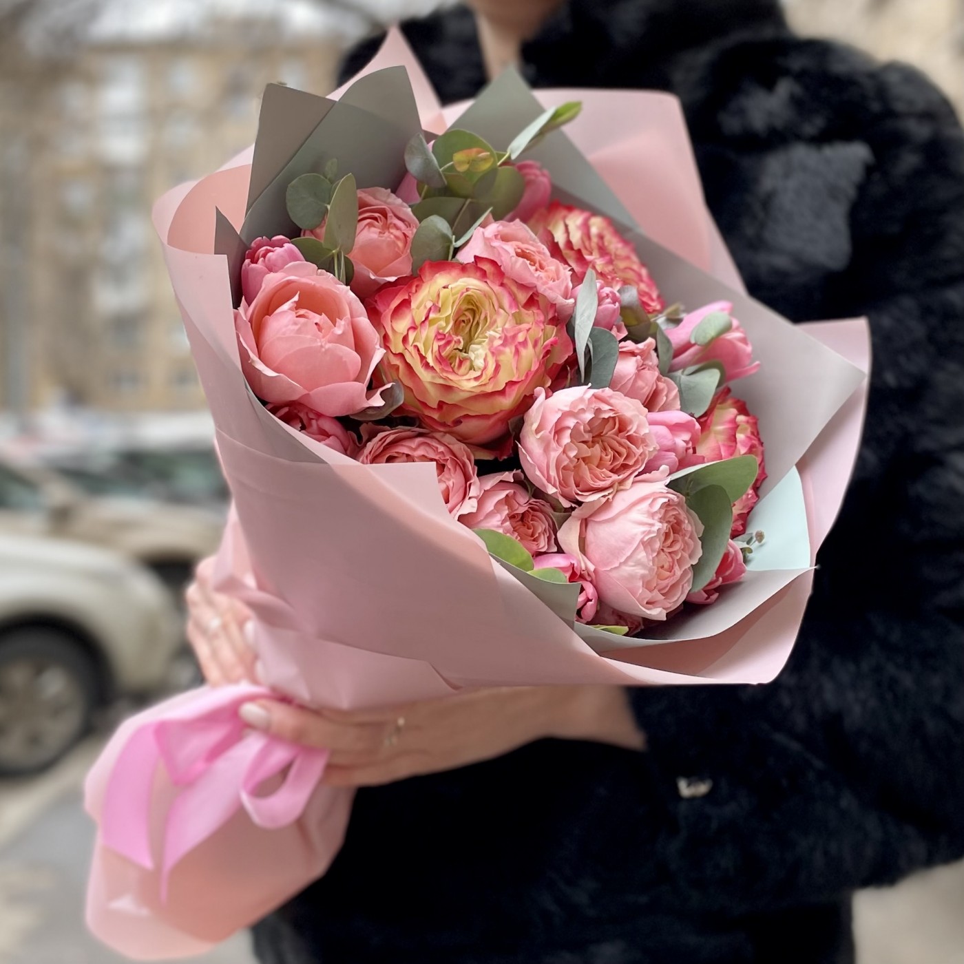 Весенний букет Пионовидных роз